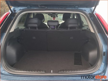 2025 Kia Niro K3 1.6 Petrol HEV (Kia Warranty / AA Membership / Bishopstown) €35,900 thumbnail