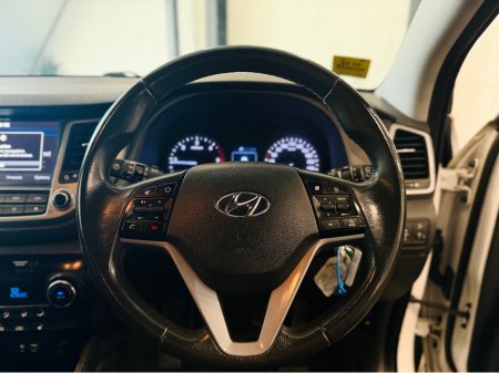 2016 Hyundai Tucson - thumbnail 9