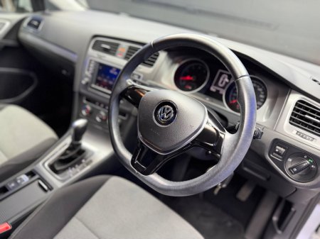2015 Volkswagen Golf 1.2 TSI DSG 5DR 110HP Lounge €12,999 thumbnail