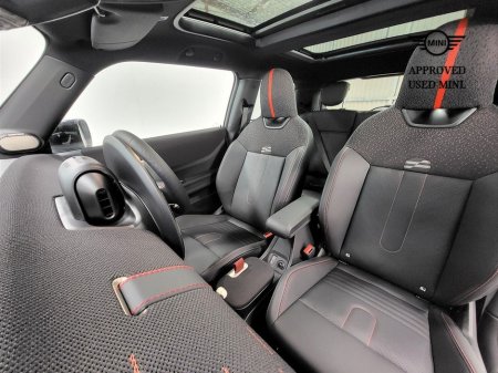 2025 MINI Hatch COOPER Cooper S Sport Auto €53,883 thumbnail