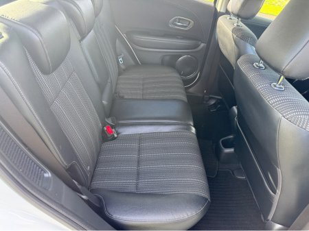 2015 Honda Vezel - thumbnail 19