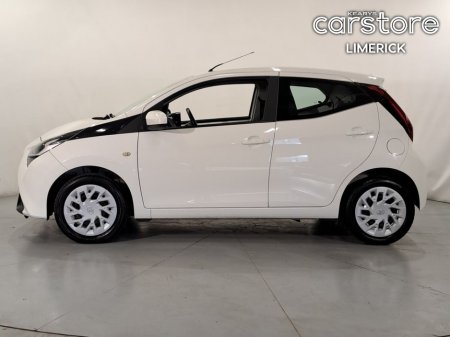 2021 Toyota Aygo - thumbnail 6