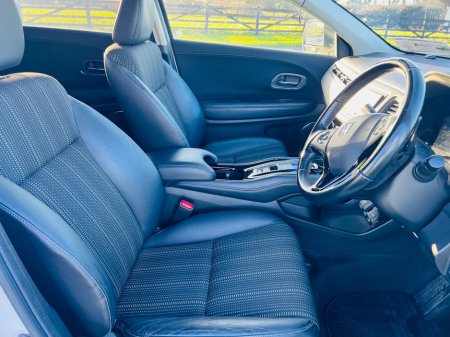 2016 Honda Vezel DAA-RU3 €16,950 thumbnail