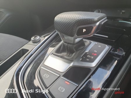 2022 Audi A4 35 TDI 163HP S Tronic S line €38,950 thumbnail