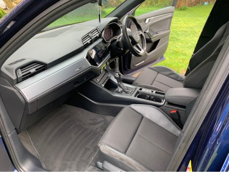 2021 Audi Q3 - thumbnail 5