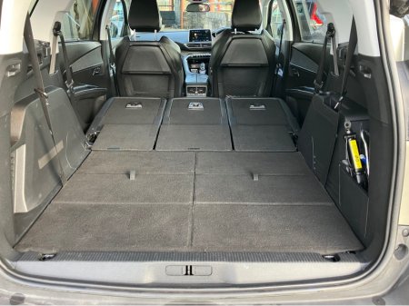 2019 Peugeot 5008 - thumbnail 11