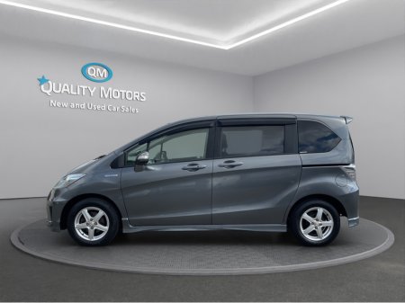 2013 Honda Freed 2013 HONDA FREED HYBRID (S132) €9,495