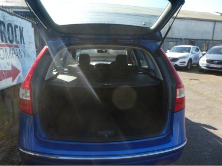 2010 Hyundai i30 - thumbnail 9