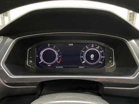 2023 Volkswagen Tiguan  €31,995 thumbnail