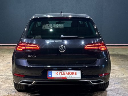 2018 Volkswagen Golf - view 4