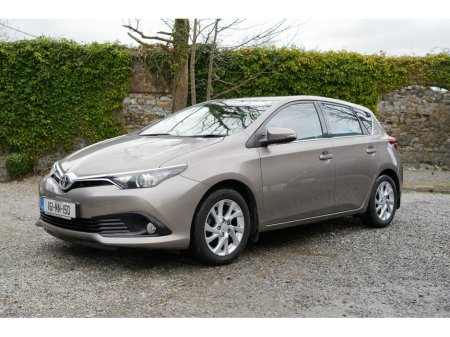 2016 Toyota Auris - thumbnail 11