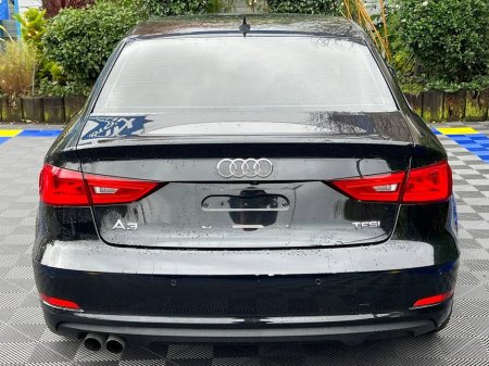 2015 Audi A3 S-LINE PACK 1.4 TFSI AUTO // FULL SERVICE HISTORY // NEW 19" S-LINE ALLOYS // LEATHER INTERIOR // BLUETOOTH MUSIC €15,950 thumbnail