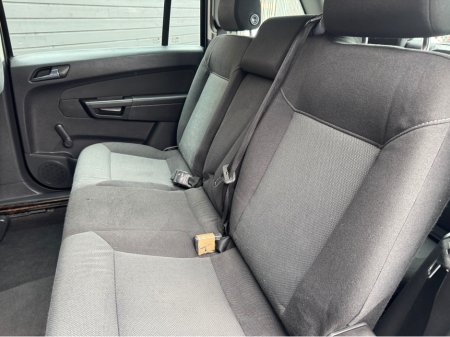 2007 Opel Zafira CLUB 1.6 I 16V €2,995 thumbnail