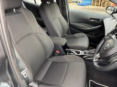 2025 Toyota Corolla - thumbnail 12