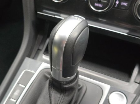 2018 Volkswagen Golf - thumbnail 10