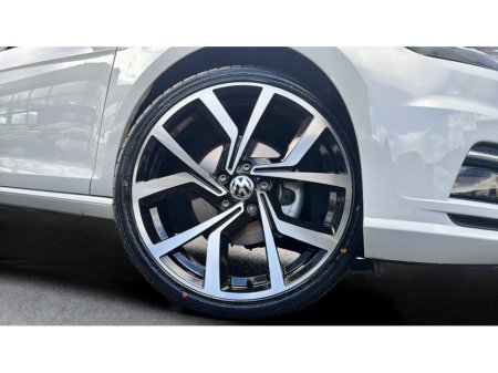 2017 Volkswagen Golf - thumbnail 8