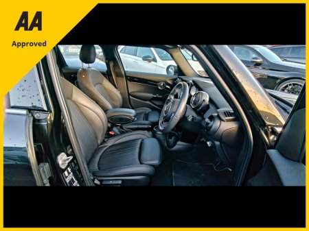 2023 MINI Cooper 2023 Auto Exclusive 5 Door 37369kms €28,950 thumbnail