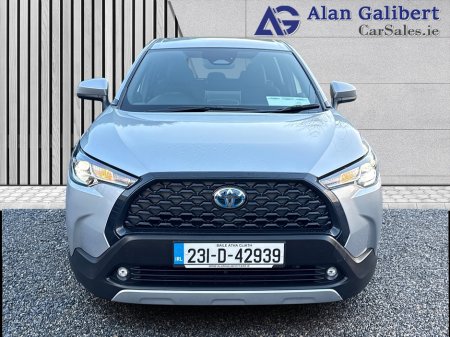2023 Toyota Corolla Cross 1.8 Petrol HYBRID LUNA €138 PW €28,995 thumbnail