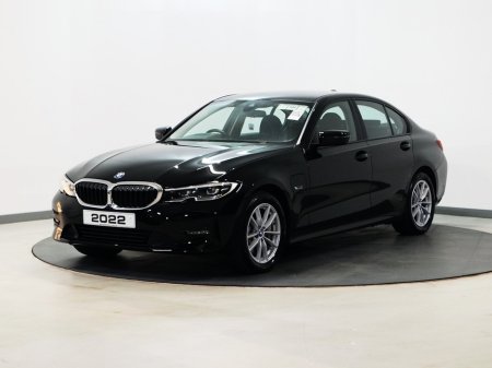 2022 BMW 3 Series - thumbnail 8