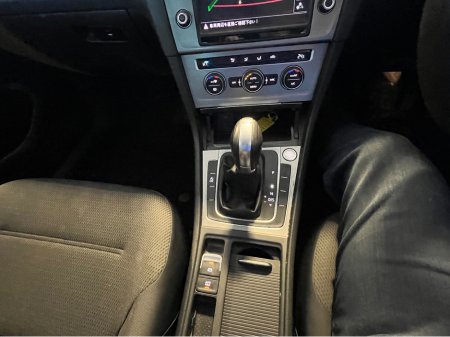 2016 Volkswagen Golf 1.2 Tsi AUTO Dsg  100 bhp €13,950 thumbnail