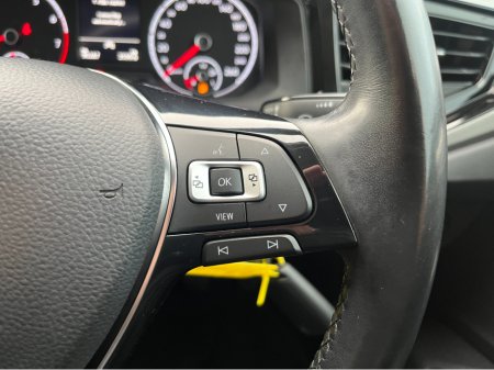 2020 Volkswagen Polo COMFORTLINE 1.0 PETROL MANUAL €15,950 thumbnail