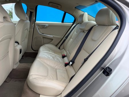 2012 Volvo S60 - thumbnail 9