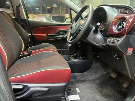 2017 Toyota Vitz 2017 auto (low mileage) €10,995 thumbnail