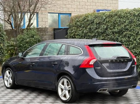 2018 Volvo V60 D4 CLASSIC 2.0 D // SERVICE HISTORY // OPENING SUNROOF // ADAPTIVE CRUISE CONTROL €19,950 thumbnail