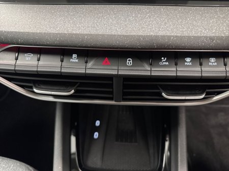 2024 Skoda Octavia 2.0TDI SEL PLUS *5.9% APR* €75 P/W ON PCP €34,995 thumbnail