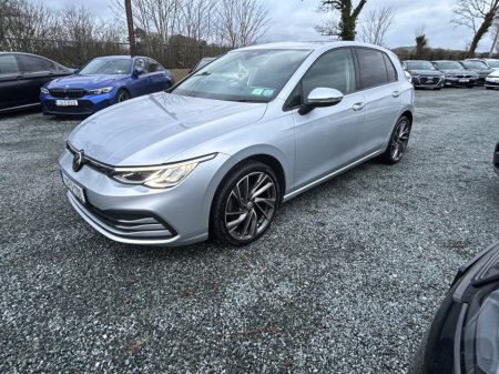 2021 Volkswagen Golf 1.0 TSI 90HP €19,850 thumbnail