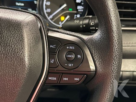 2022 Toyota Camry 2.5 AUTOMATIC - HYBRID - MULTI FUNCTION STEERING WHEEL - CRUISE CONTROL - LANE KEEP ASSIST - REVERSE CAMERA €30,950 thumbnail