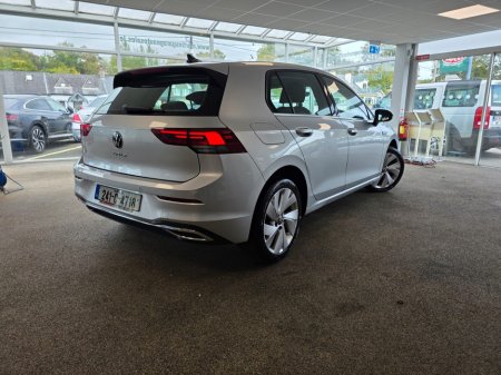 2024 Volkswagen Golf STYLE 2.0 TDI 115HP 5DR €34,950