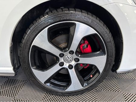 2014 Volkswagen Golf *VOLKSWAGEN GOLF GTI* *DSG* *LOW MILEAGE* *KEYLESS ENTRY* *AUTO HOLD* *REVERSE CAMERA* *CRUISE CONTROL* *LANE ASSIST* *TRADE INS WELCOME* €18,950 thumbnail
