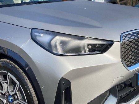 2025 BMW iX1 - thumbnail 19