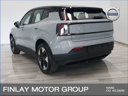 2024 Volvo EX30 Extended Range Plus Demo Model €34,950 thumbnail