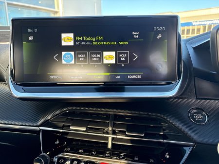 2021 Peugeot 2008 1.5 BlueHDI 110bhp GT €20,975 thumbnail