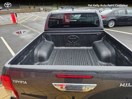 2024 Toyota Hilux - thumbnail 10