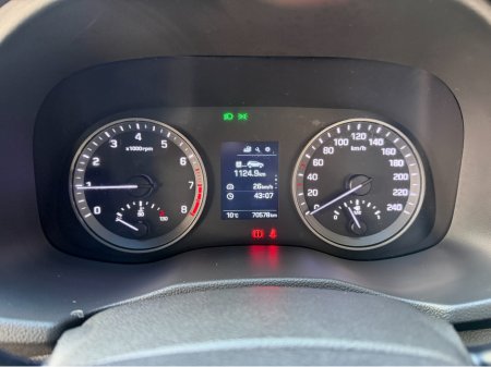 2016 Hyundai Tucson FULL SERVICE HISTORY..PARKING SENSORS €13,950 thumbnail