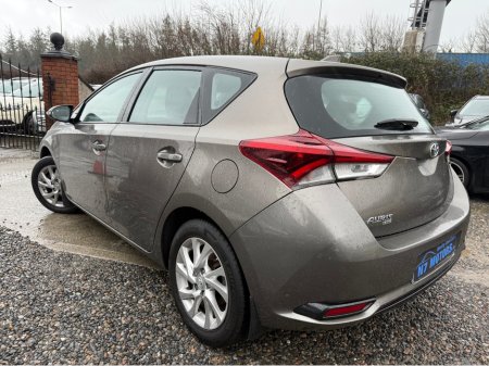 2018 Toyota Auris 1.3 AURA €12,450 thumbnail