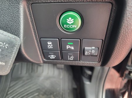 2019 Honda HR-V 1.6 DTEC ES Navi €20,950 thumbnail