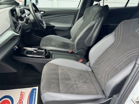 2025 Volkswagen ID.4 - thumbnail 4