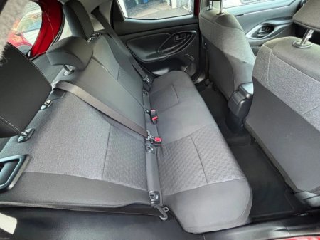 2023 Toyota Yaris 1.5 Hybrid 5Dr Luna €18,500 thumbnail