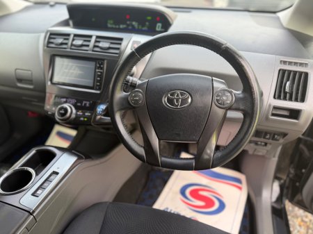 2015 Toyota Prius  €14,900 thumbnail