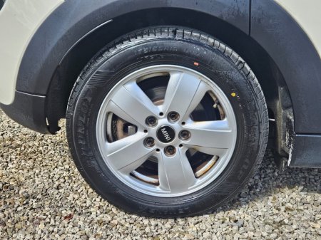 2017 MINI Hatch - thumbnail 19