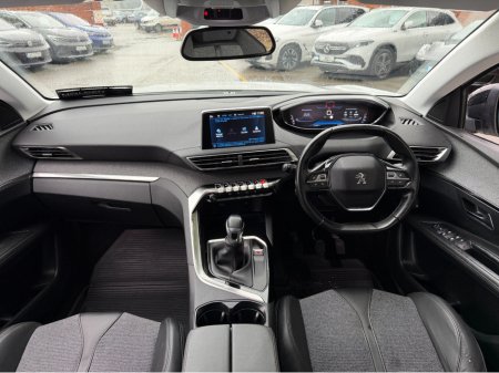 2020 Peugeot 3008 WIRELESS PHONE CHARGER..2 KEYS €8,048 thumbnail