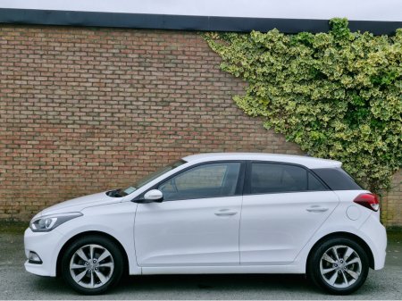 2015 Hyundai i20 - thumbnail 8