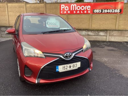 2015 Toyota Yaris - thumbnail 8