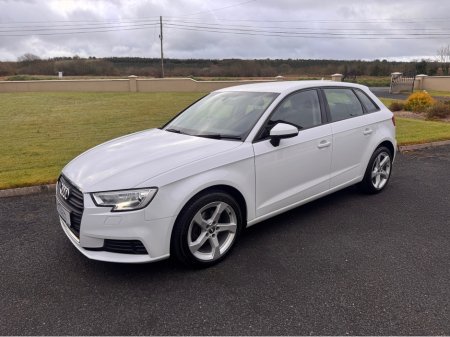 2017 Audi A3 - thumbnail 1