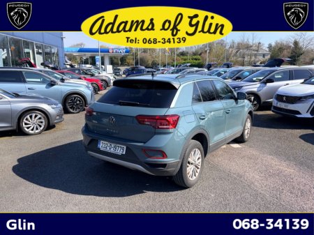 2023 Volkswagen T-Roc - thumbnail 3