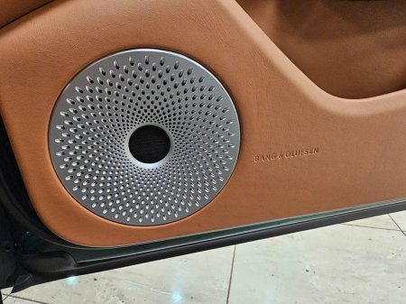 2022 Bentley Flying Spur V6 Hybrid Auto // Racing Green €164,950 thumbnail